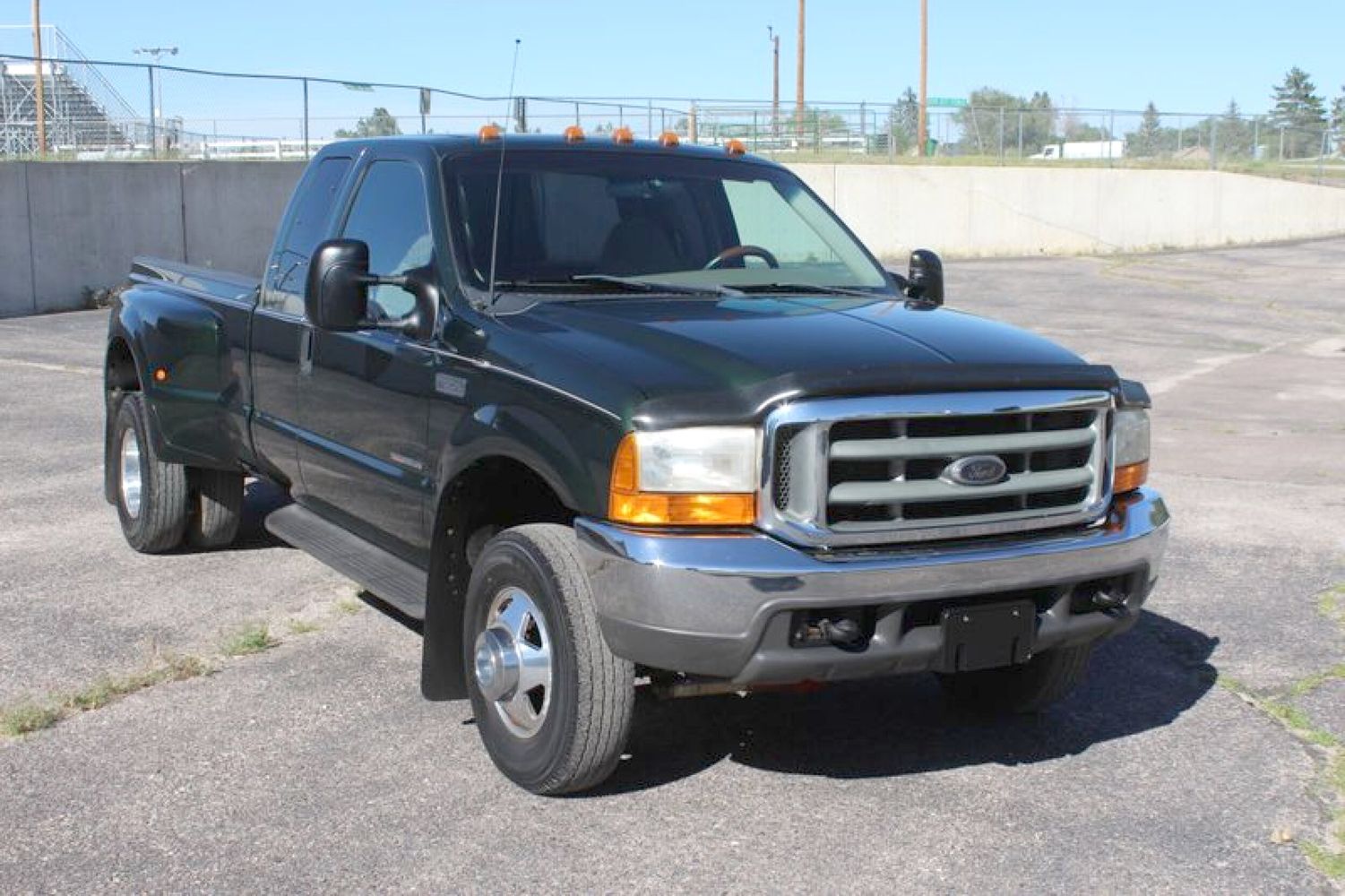 ford f-350 super duty 2000 1FTWX33FXYEB30700 image ford f-350 super duty 2000 1FTWX33FXYEB30700 image